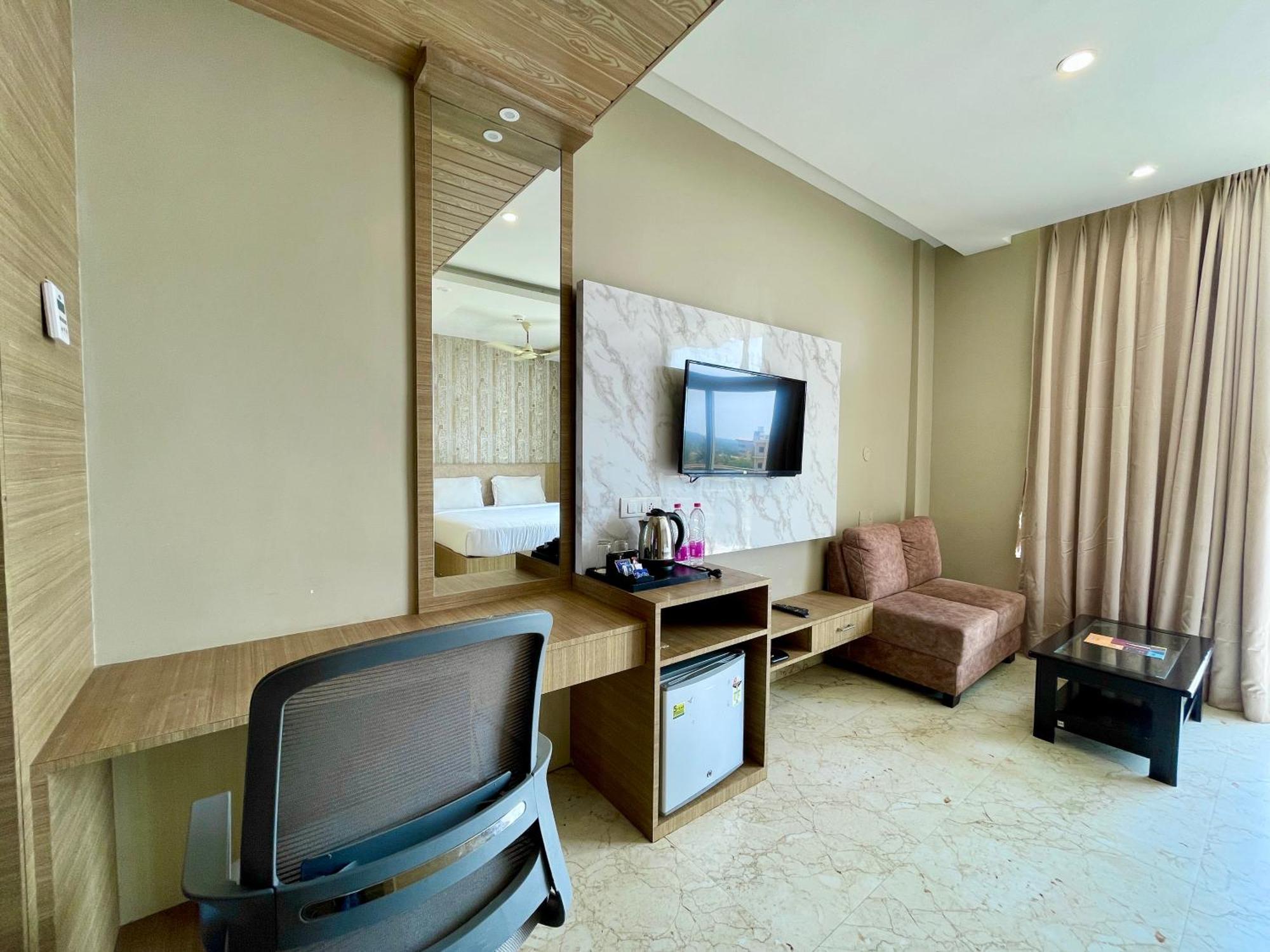 Hotel Tbs In Puri Dış mekan fotoğraf