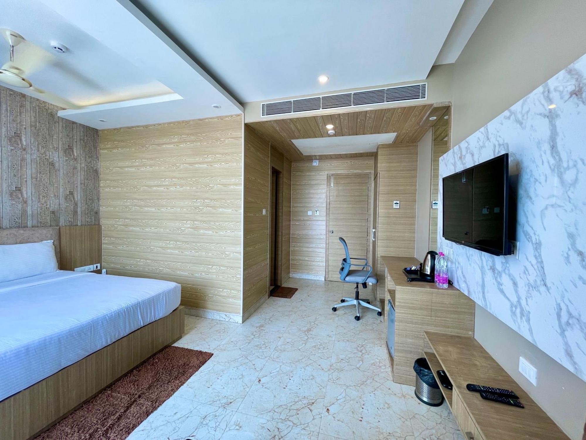 Hotel Tbs In Puri Dış mekan fotoğraf